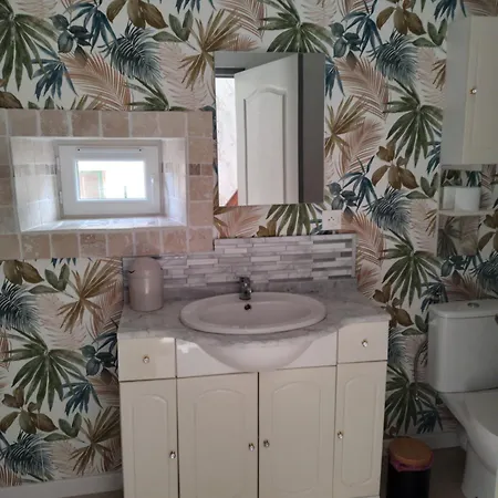 Le Pti' Robin Apartment